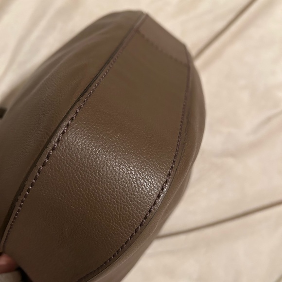 Henri Bendel Brown Leather Gold Chain Shoulder Crossbody Bag - Amazing! - Picture 7 of 14